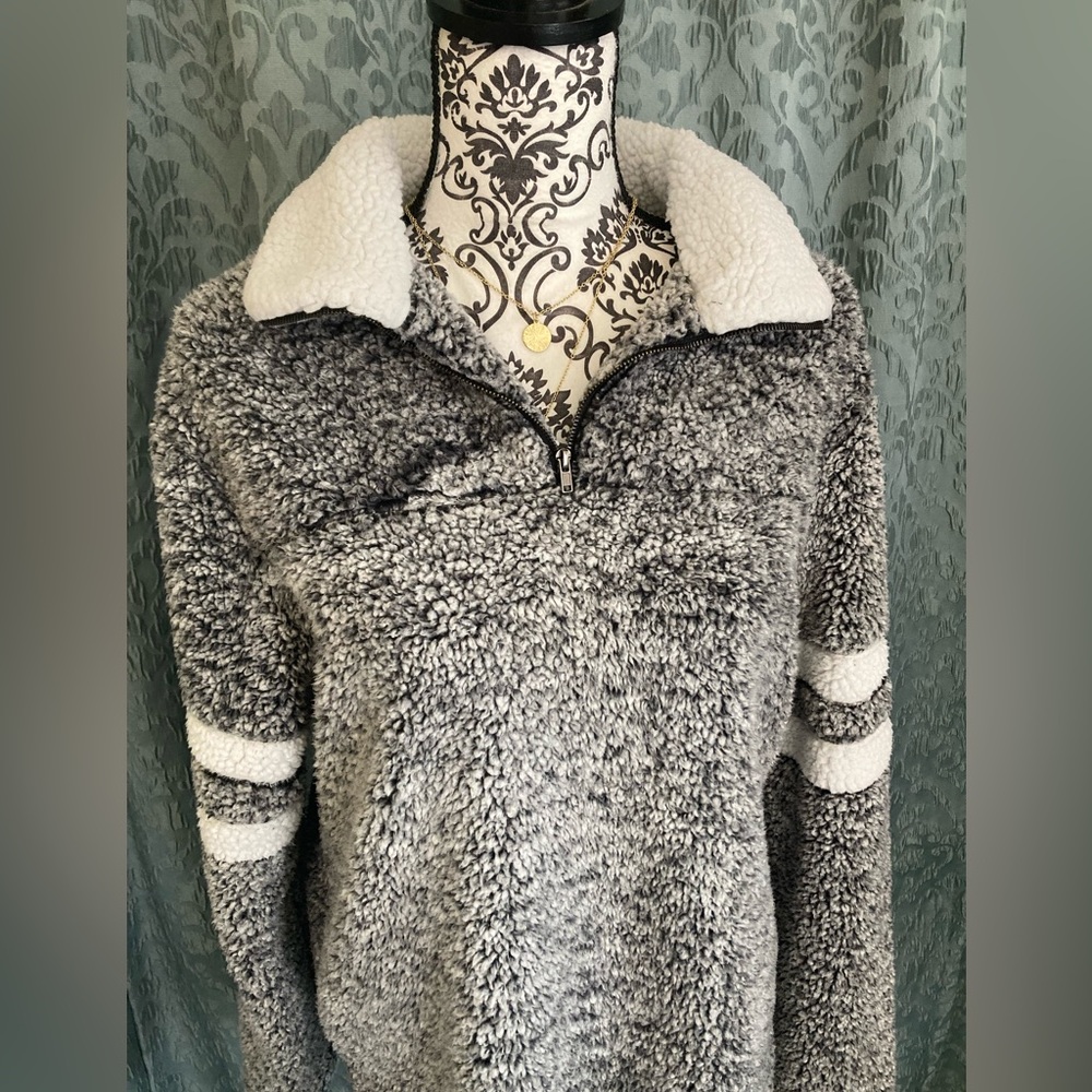 Cali 1850 | Women’s Quarter Zip Pullover Sherpa - Picture 3 of 5